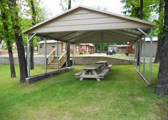 Anglers Hideaway Cabins